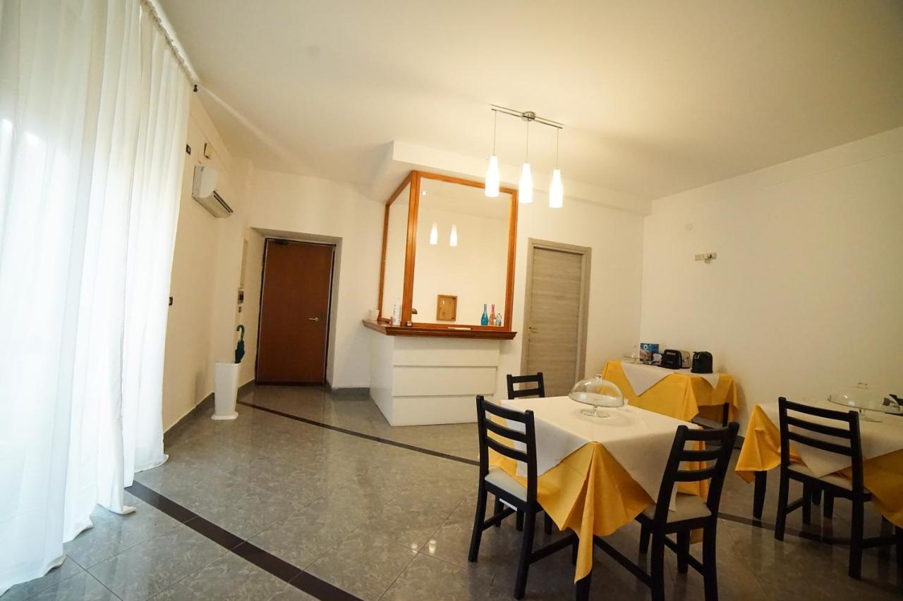 Central Home B&B Cosenza Kültér fotó